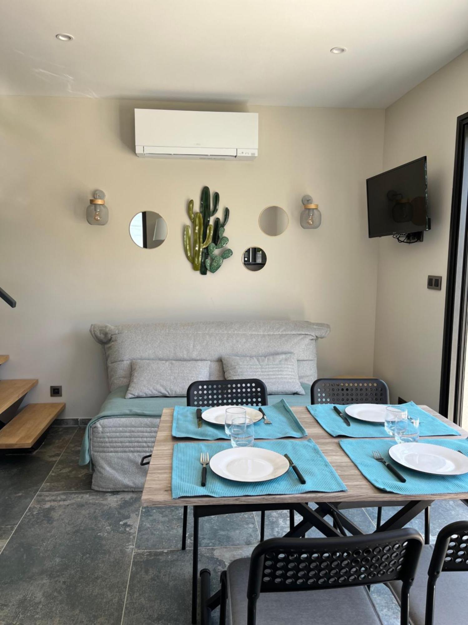 Petite Villa Paisible Йер Экстерьер фото