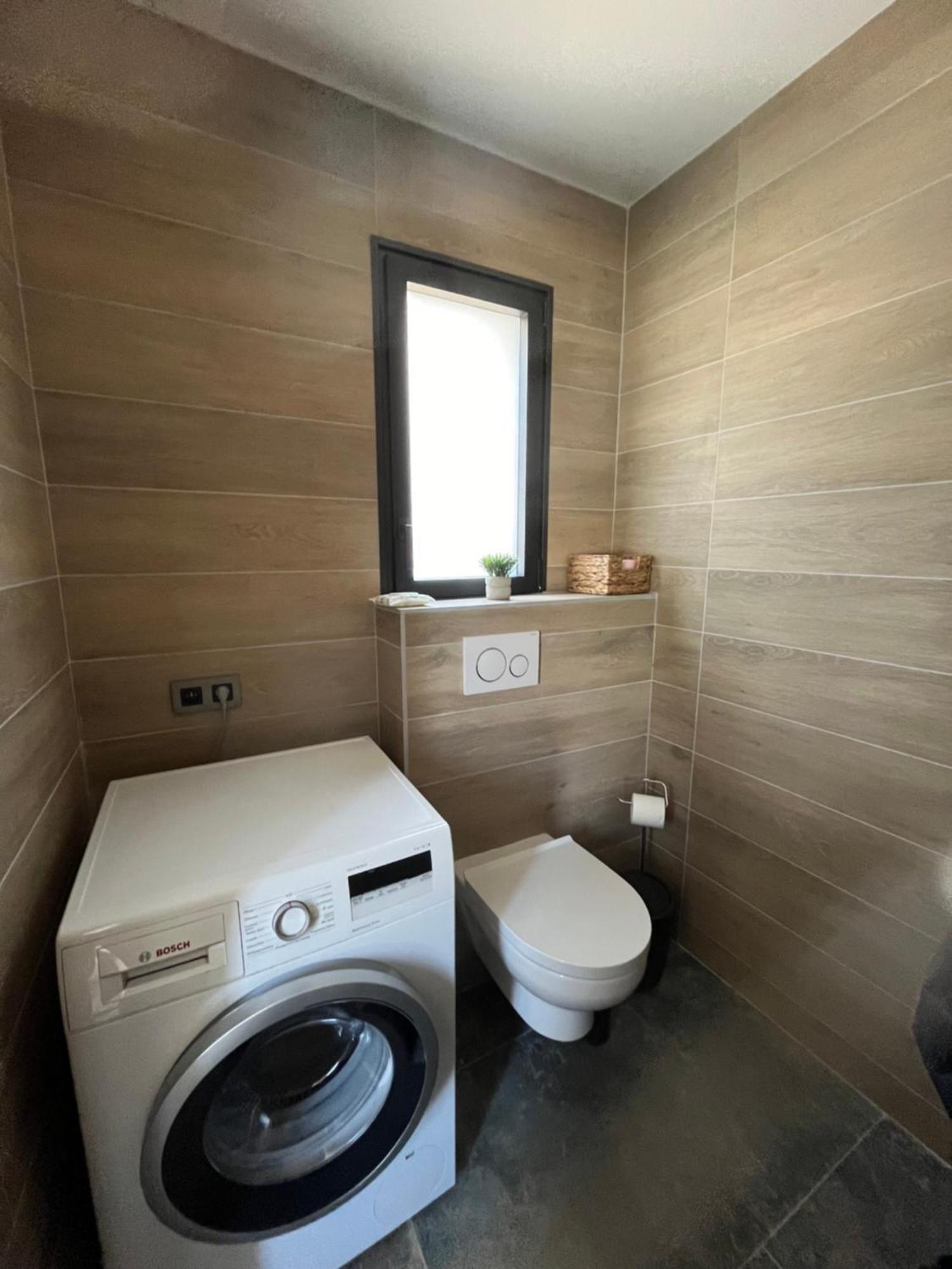 Petite Villa Paisible Йер Экстерьер фото